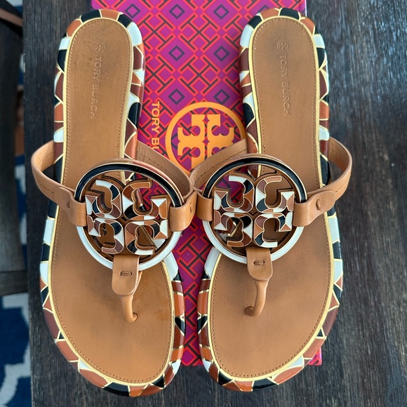 Tory Burch Tan and Black Sandals - Picture 1 of 4